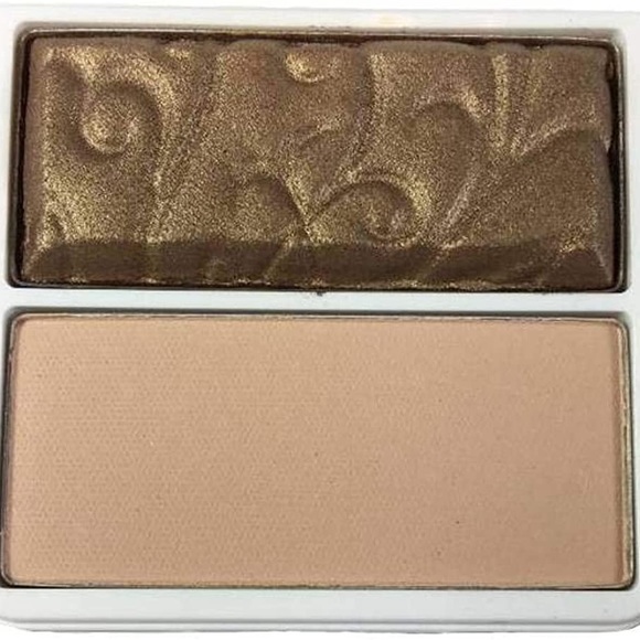 Younique Duet Eyeshadow in Like-Minded - Picture 2 of 4